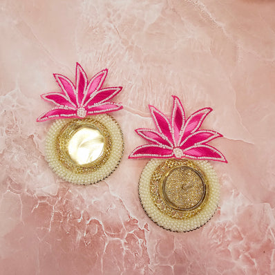 Lotus Pearl T-light Holder